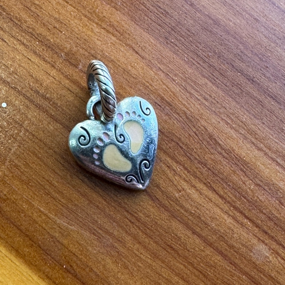 Baby girl bead